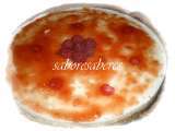 Receita Cheesecake de cuajada com doce de ameixa banana e framboesas