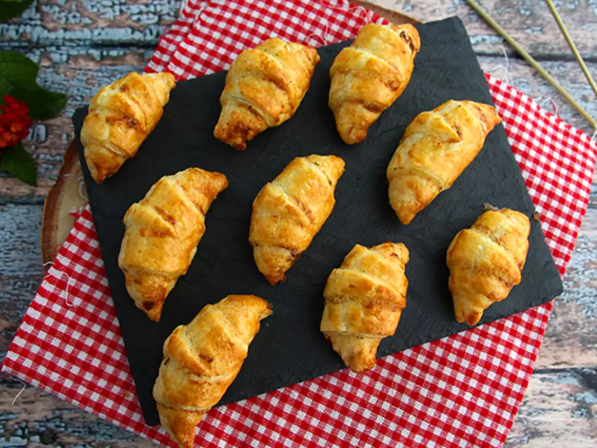 Receita Mini croissant folhado (queijo e fiambre)