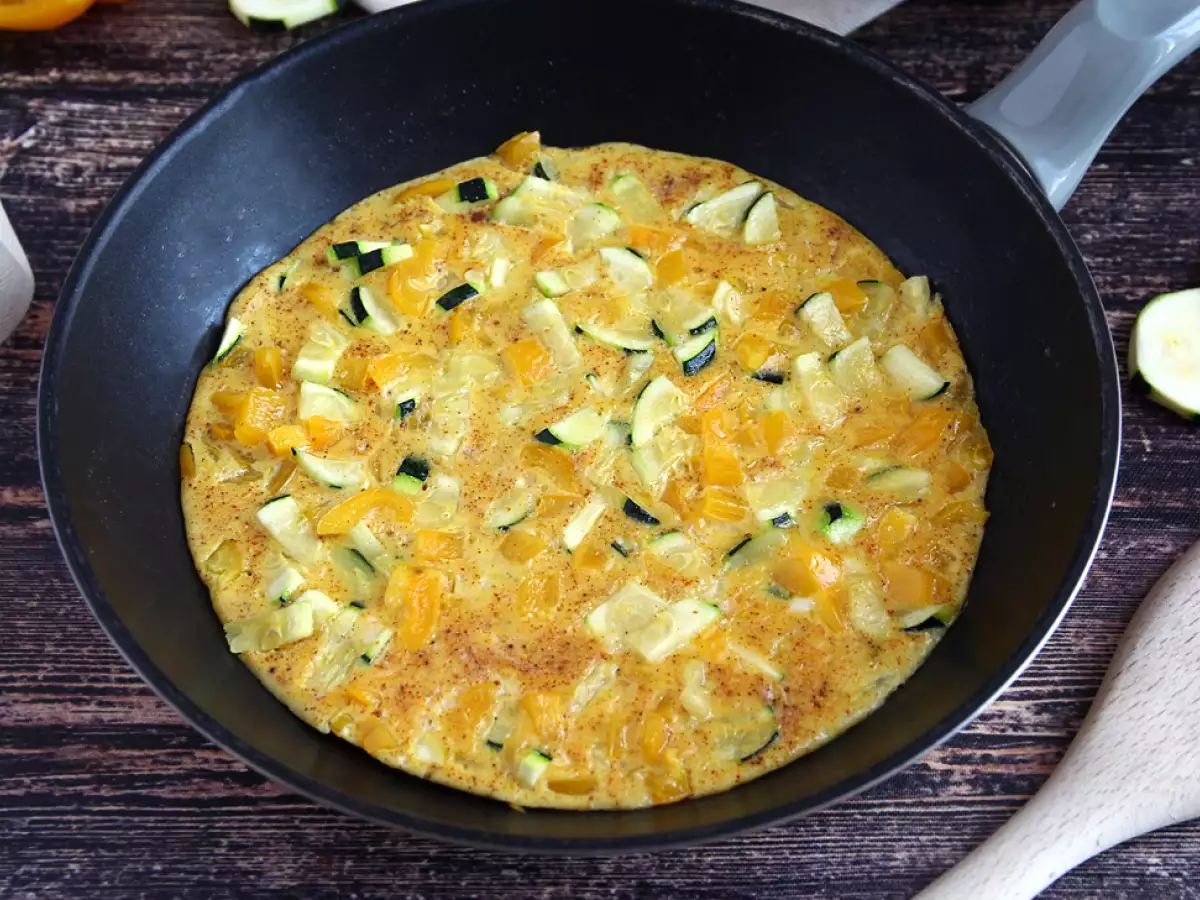 Receita Omelete de pimentão e curgete (abobrinha)