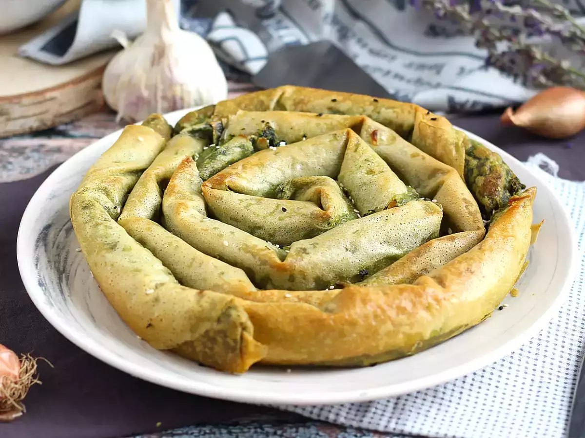Receita Börek, a tarte salgada turca de espinafre e queijo