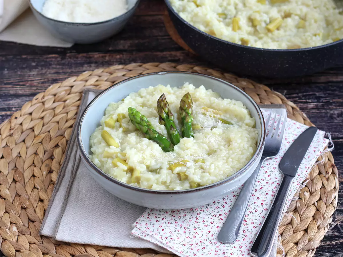 Receita Risotto de aspargos verdes e parmesão