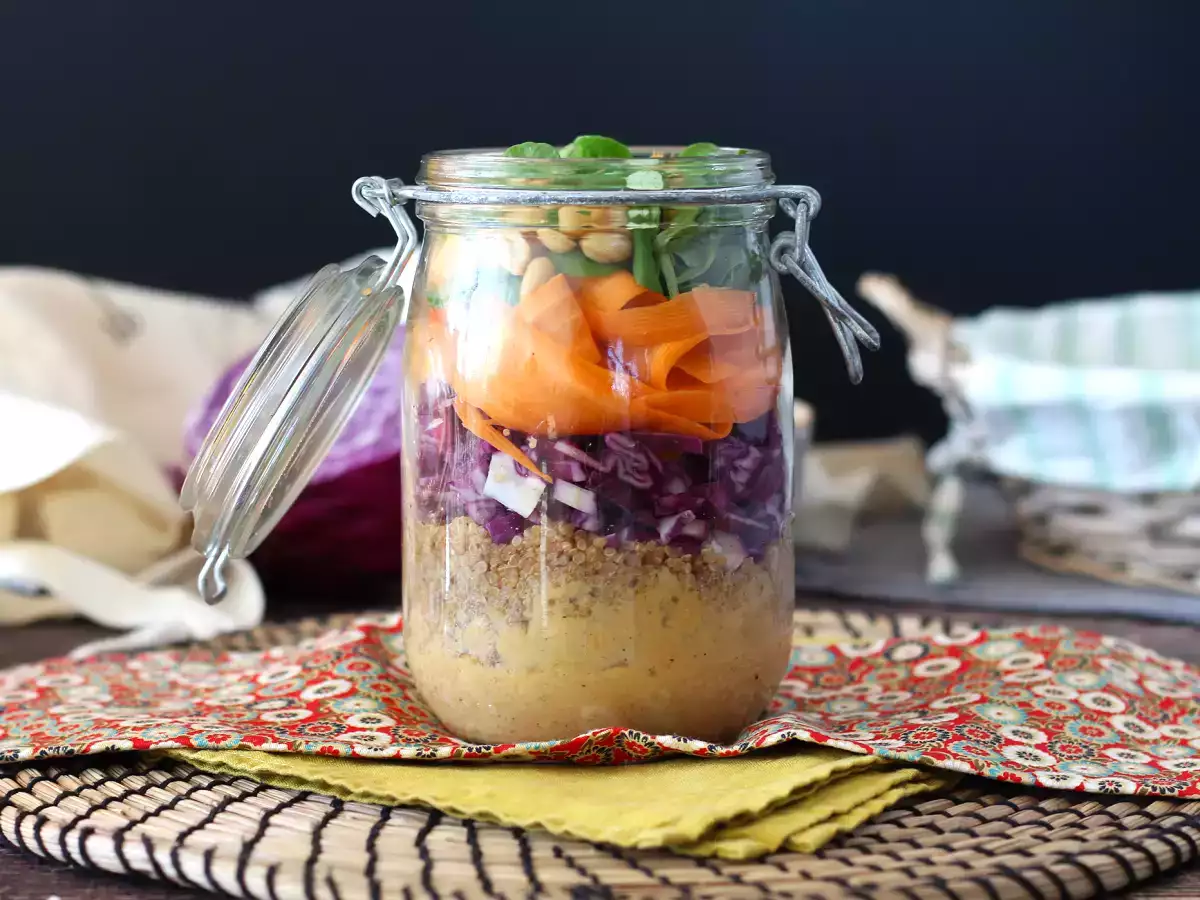 Receita Como montar salada no pote?