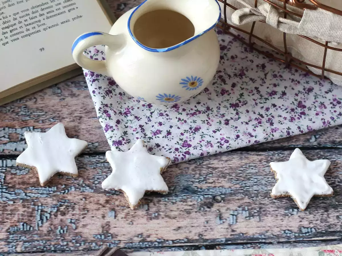Receita Biscoitos estrela de canela, o clássico do natal
