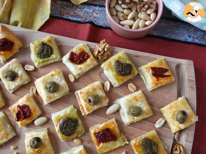 Quadradinhos de massa folhada rápidas e fáceis para um ótimo aperitivo!