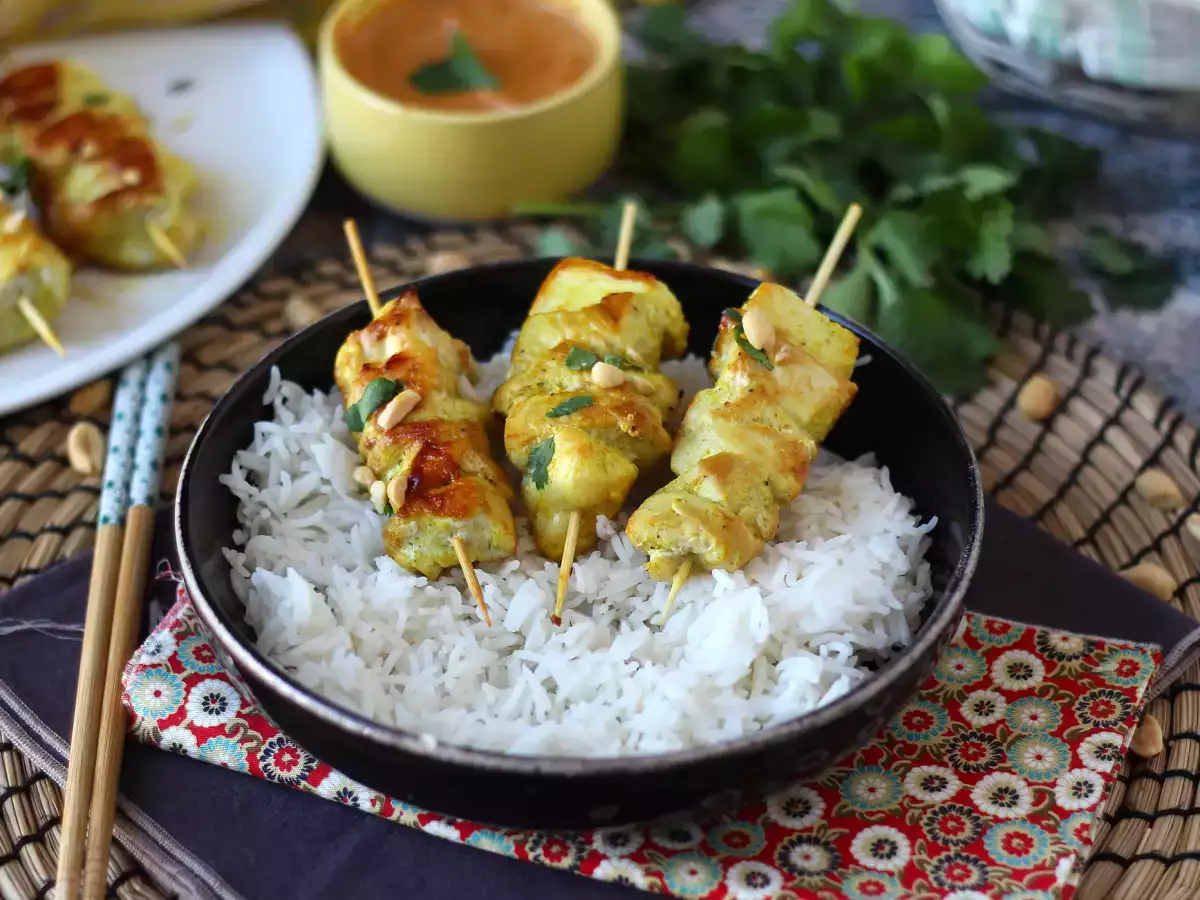 Receita Espetinhos de frango com molho satay, uma viagem culinária à ásia!