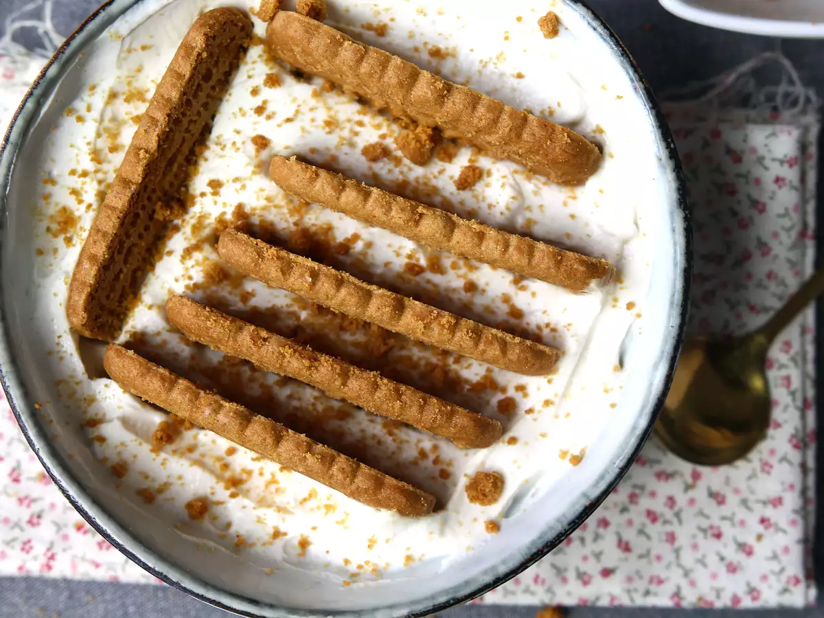 Receita Cheesecake japonês incrivelmente leve feito com apenas 2 ingredientes