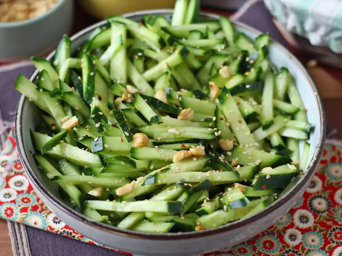 Receita Salada de pepino picante com amendoim