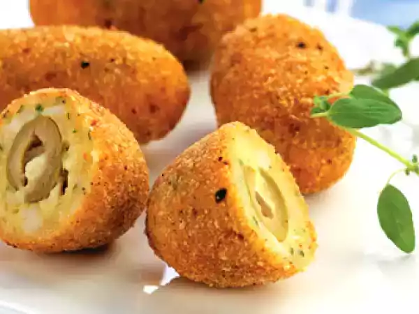 Receita Receita de bolinho de frango com azeitona