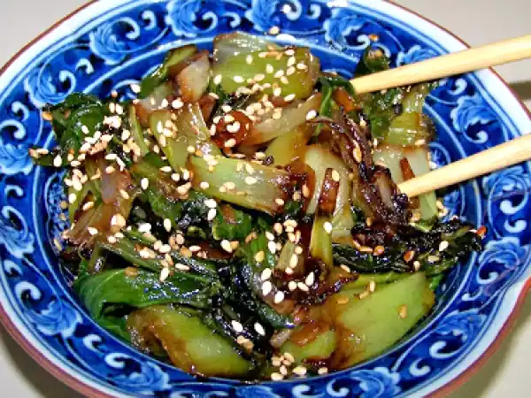 Receita Bok choy puxado no gergelim