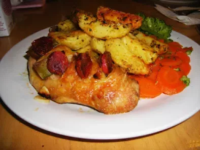 Receita Pato bebado com chorico e batatas aromaticas assadas no forno e vegetais