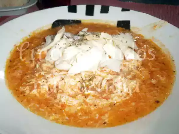 Receita Sopa de tomate com bacalhau e farripas de ovos