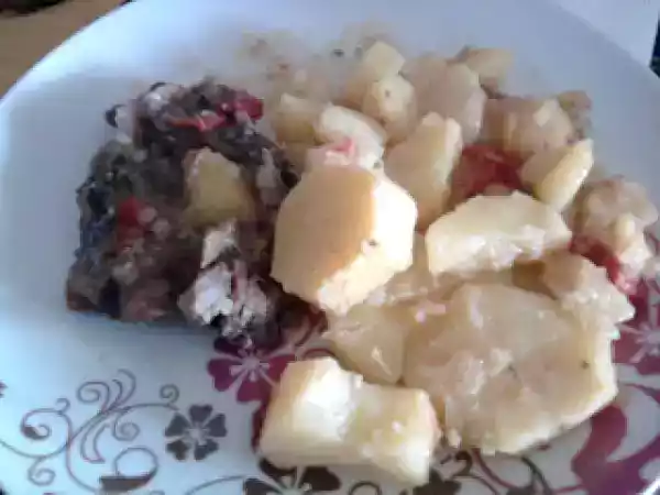Receita Costeletas com batatas de cebolada