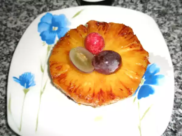 Receita Ananás aromátizado com vinagre de framboesa