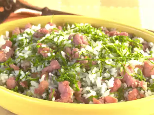 Receita Arroz com couve e linguiça