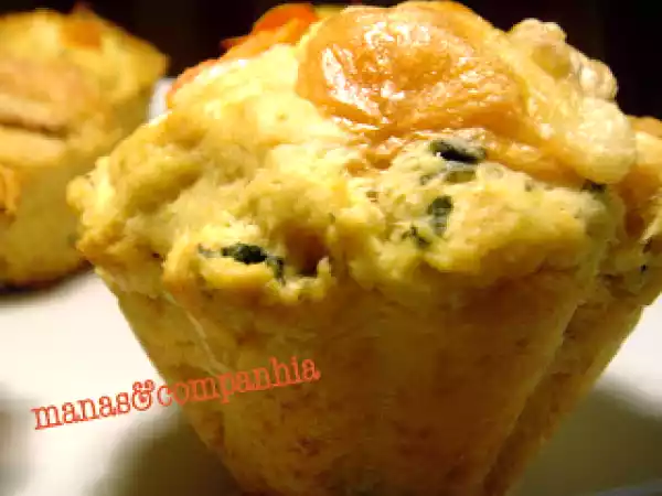 Receita Muffins salgados de tomate e queijo de cabra (isa)