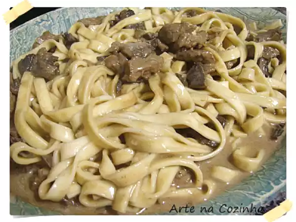 Receita Talharim ao mignon e funghi