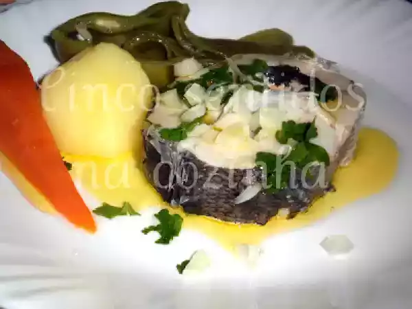 Receita Pescada cozida com legumes