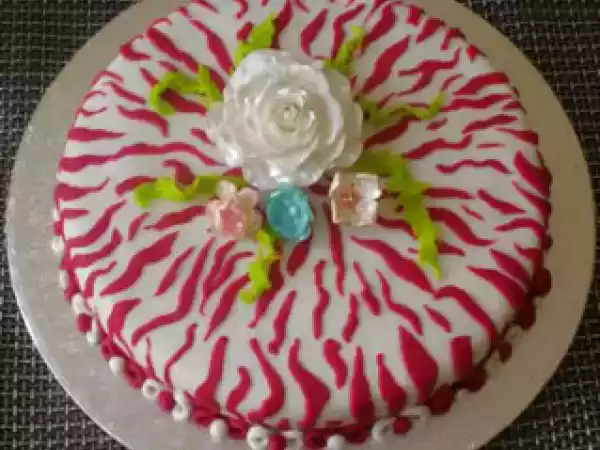 Receita Bolo de cenoura e marmelo