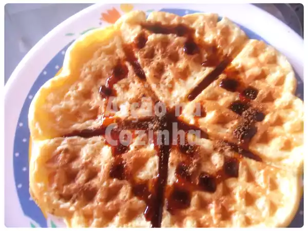 Receita Waffles de côco com mel de cana e canela