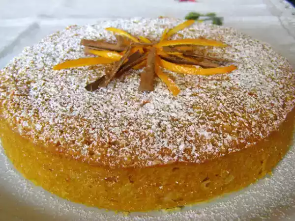 Receita Bolo de cenoura e amêndoas