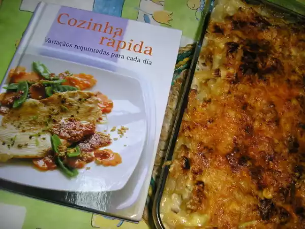 Receita Empadão com fiambre