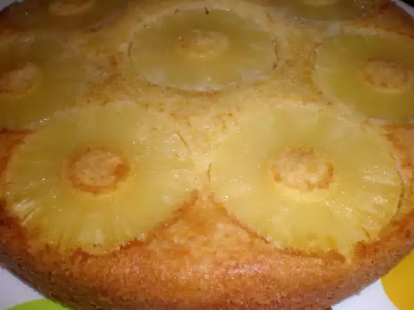 Receita Bolo de ananás com calda