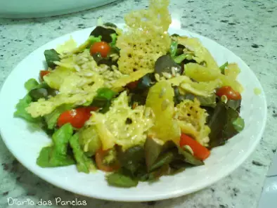 Receita Salada especial ao molho de laranja, mel e mostarda
