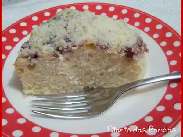 Receita Cuca de nata e morango