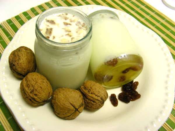 Receita Iogurtes de mel, nozes e sultanas