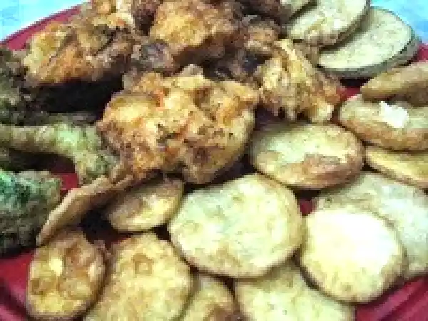 Receita Tempura de camarão e legumes