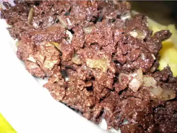 Receita Sangue de porco cozido