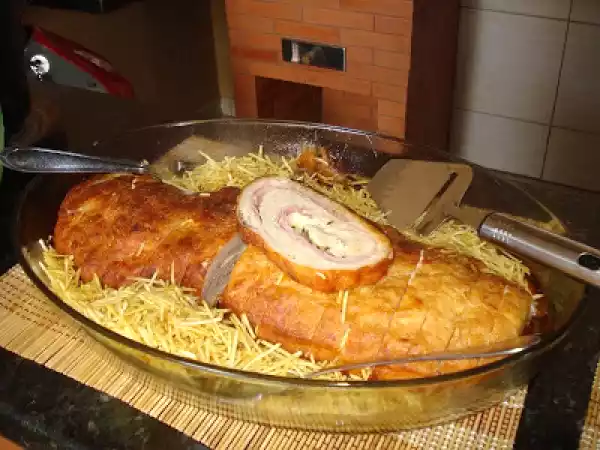 Receita Rocambole de frango moído