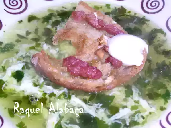 Receita Caldo de coentros com clara de ovo