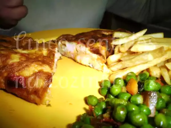 Receita Omelete de marisco e ervilhas salteadas com bacon