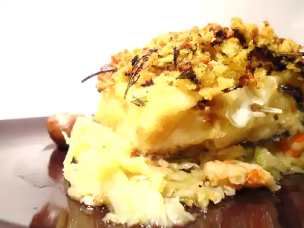 Receita Bacalhau com crosta em cama de repolho com gambas