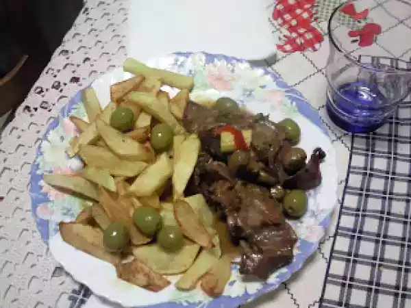 Receita Coelho com cogumelos e molho verde