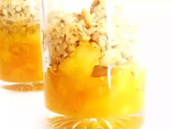 Receita Crumble de frutas em copo