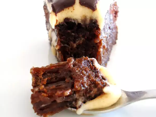 Receita Bolo de chocolate com recheio de manteiga de amendoim