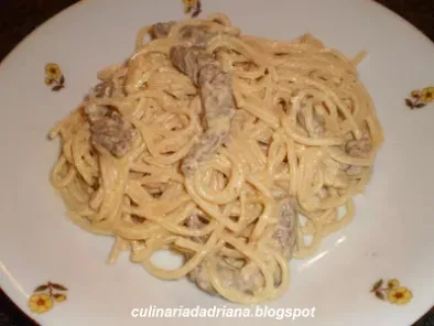 Receita Espaguete com iscas de carne e molho de mostarda