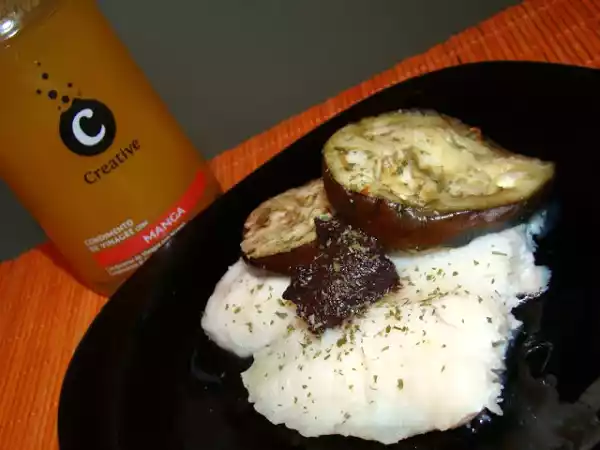 Receita Peixe gato e beringela grelhados com pasta de azeitona e vinagre de manga creative