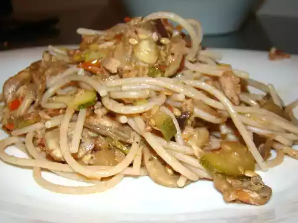 Receita Massada integral com legumes e atum
