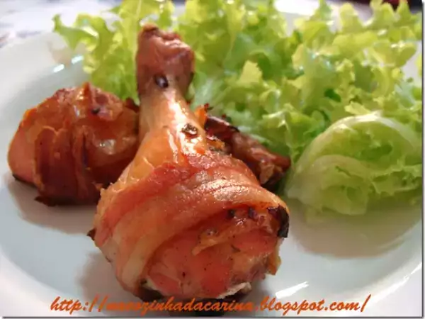 Receita Coxas assadas com bacon