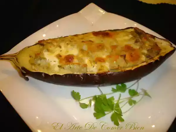 Receita Beringelas recheadas com queijo