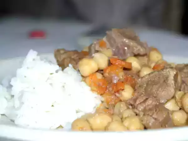 Receita Carne estufada com grão