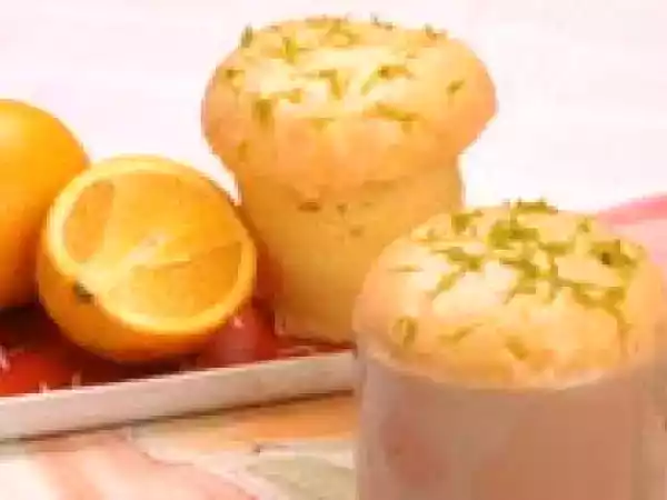Receita Bolos de caneca: chocolate, laranja, fubá/coco