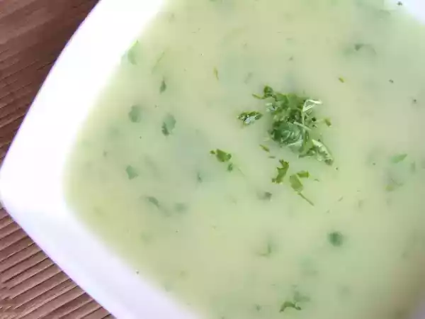 Receita Sopa de coentros simples