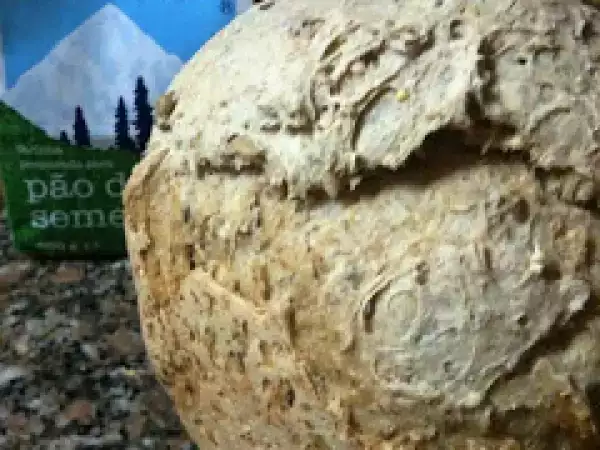 Receita Pão de sementes branca de neve