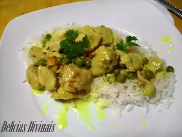 Receita Cubinhos de frango exótico