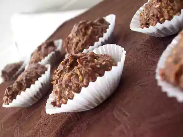 Receita Bolinhos de alfarroba e côco