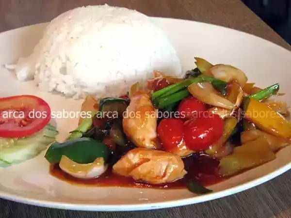 Receita Galinha à tailandesa (sweet and sour chicken)